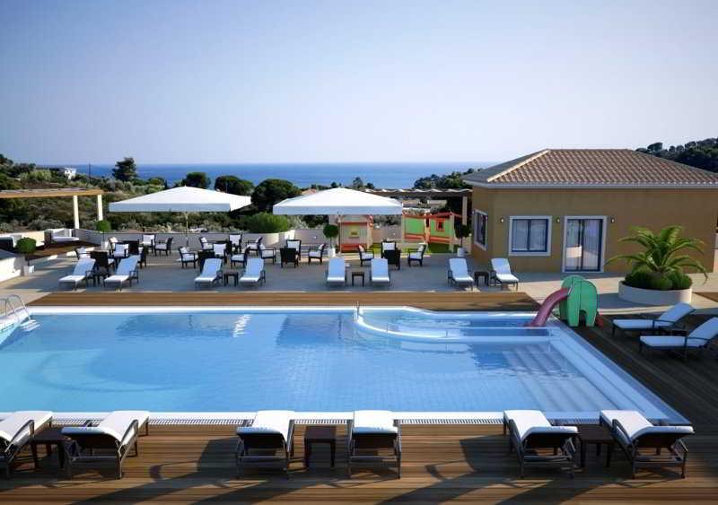 טרולוס Skiathos Premier מראה חיצוני תמונה